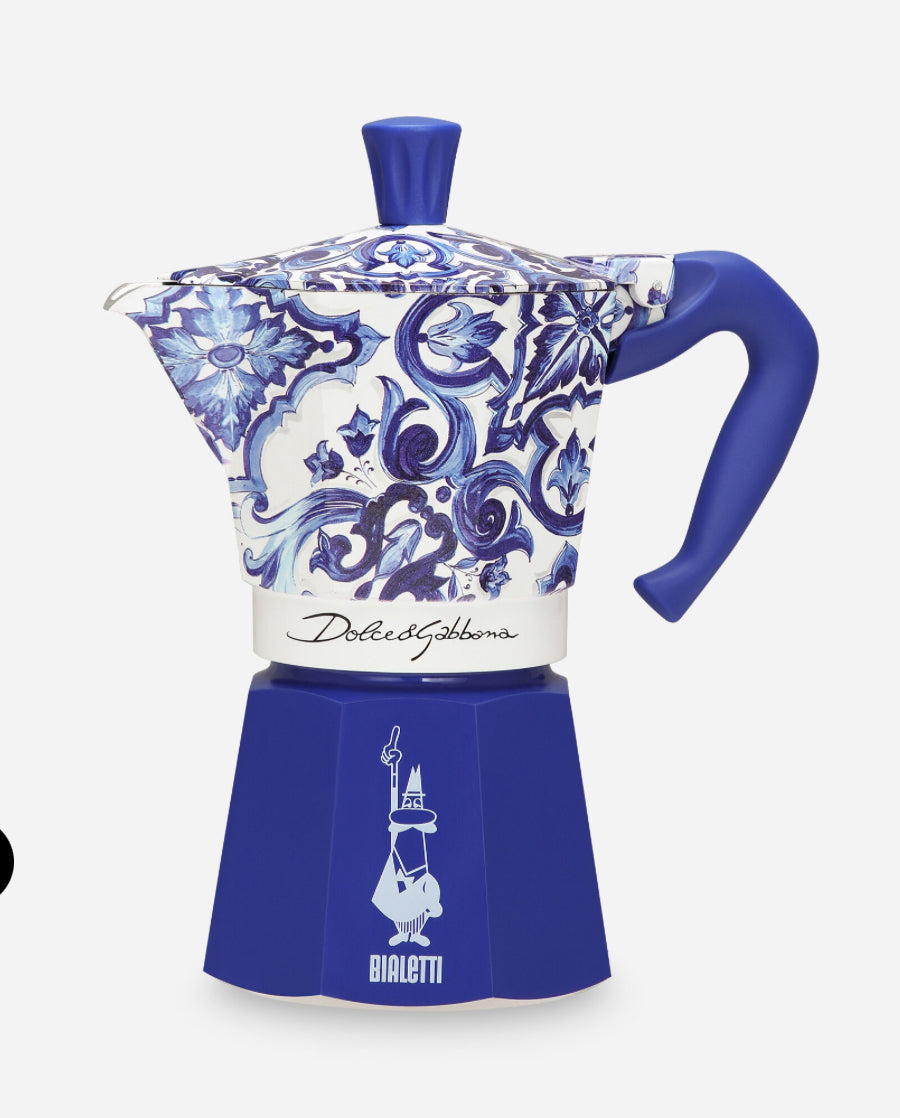 Bialetti Moka Express Dolce & Gabbana Stovetop Espresso Maker – 6 Cup – Mediterranean Blue (Made in Italy) 🇮🇹